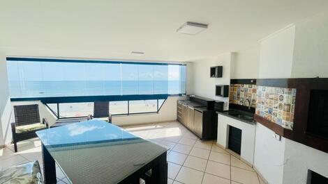 Apartamento quadra da praia com vista mar 2 suites + 2 vagas