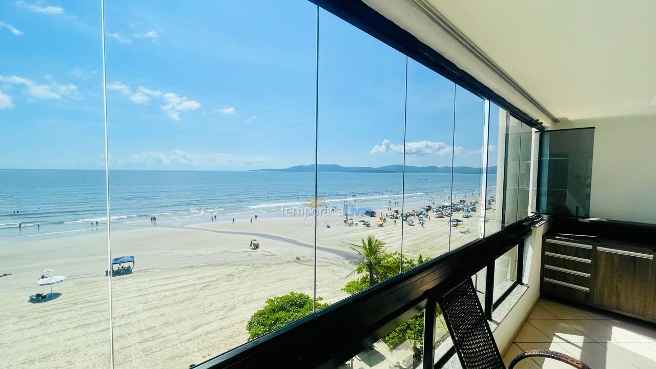 Casa para aluguel de temporada em Itapema (Meia Praia)