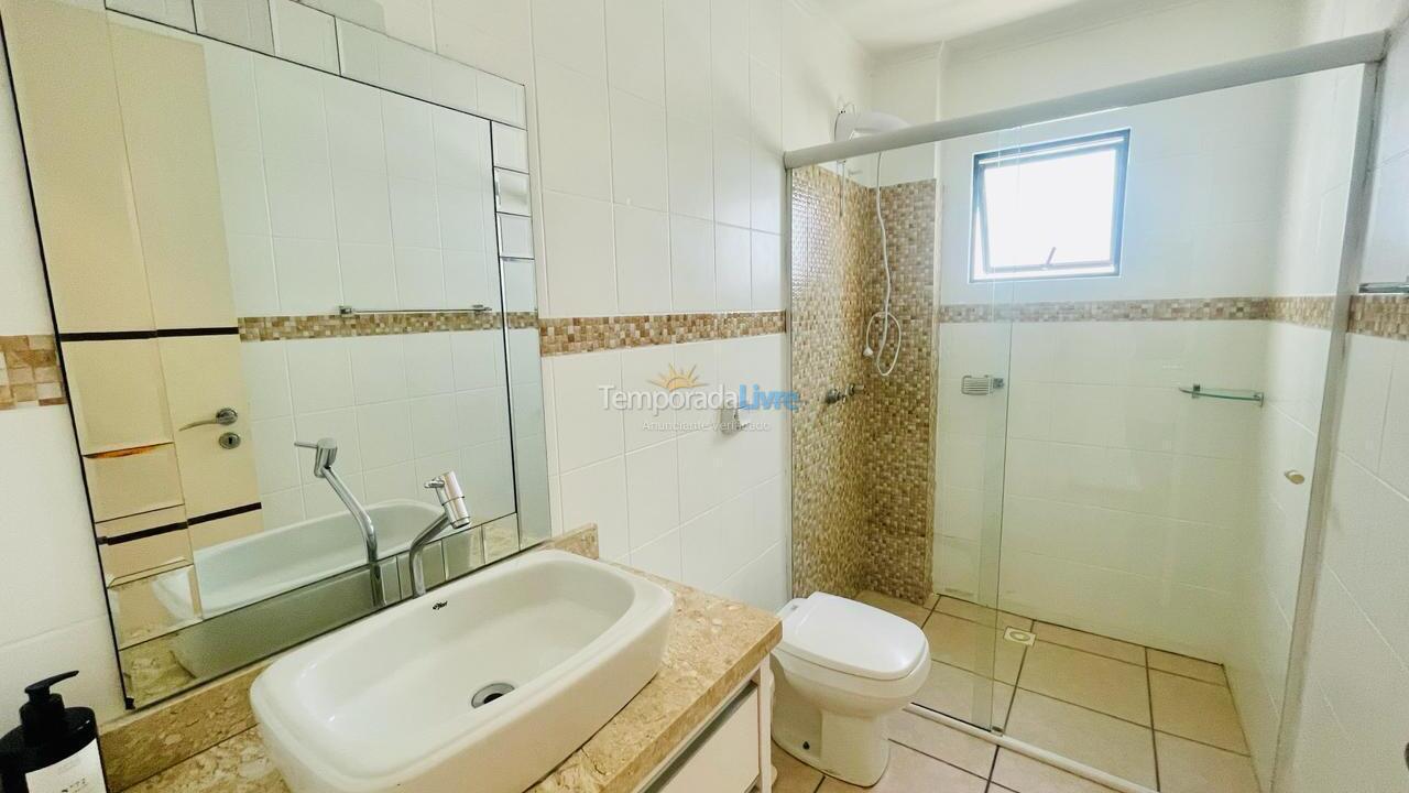 Casa para aluguel de temporada em Itapema (Meia Praia)