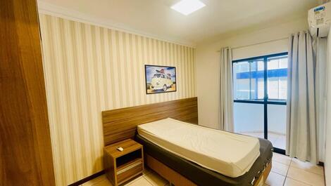 Apartamento quadra da praia com vista mar 2 suites + 2 vagas