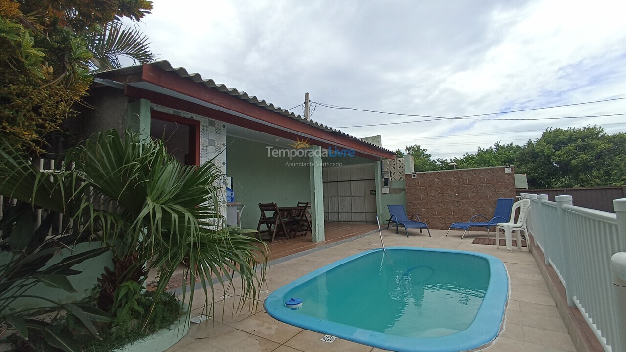 Casa para aluguel de temporada em Florianopolis (Praia dos Ingleses)