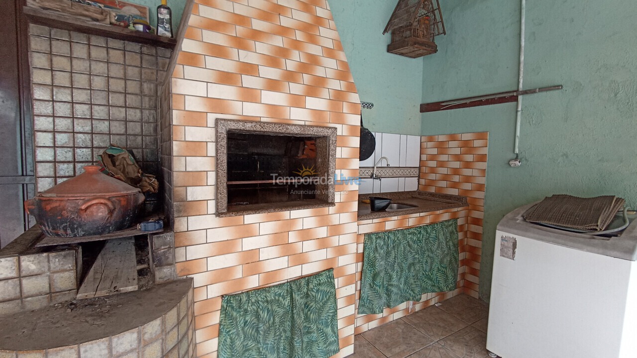 Casa para aluguel de temporada em Florianopolis (Praia dos Ingleses)