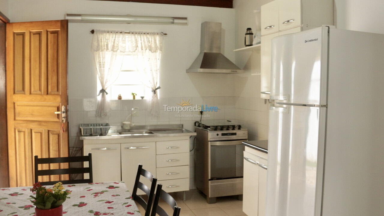 Casa para aluguel de temporada em Florianópolis (Cachoeira do Bom Jesus)