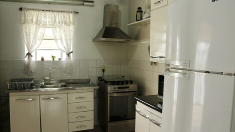 Excelente Casa para aluguel de temporada em Cachoeira do Bom Jesús,...