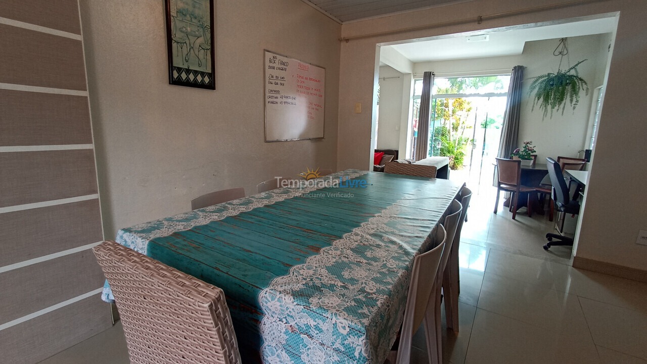 Casa para aluguel de temporada em Florianopolis (Praia dos Ingleses)