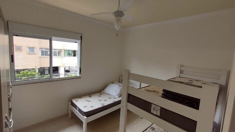 Excelente apartamento en alquiler con piscina y cerca del mar - SC