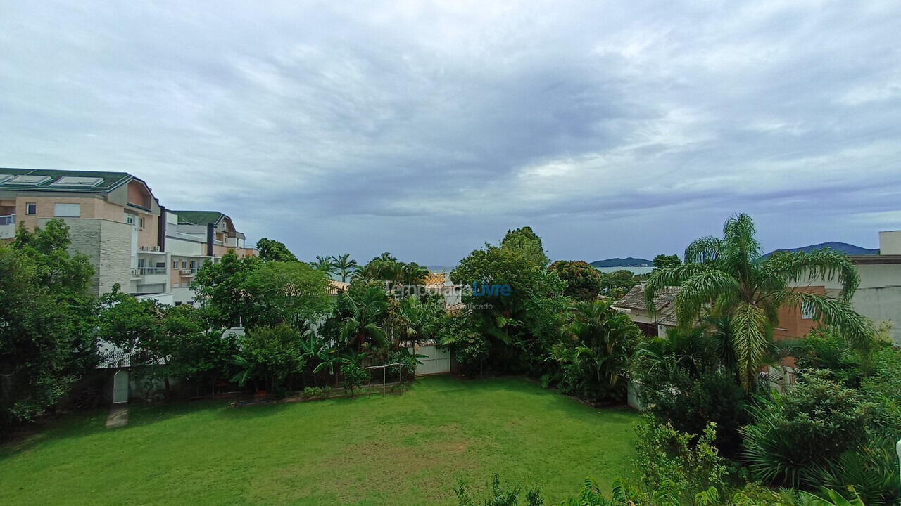 Apartment for vacation rental in Florianópolis (Cachoeira do Bom Jesus)