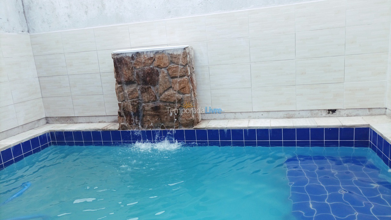 Casa para aluguel de temporada em Mongaguá (Mongaguá)