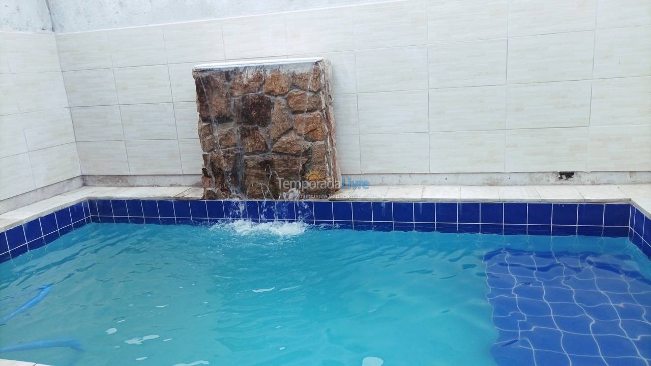 Casa para aluguel de temporada em Mongaguá (Mongaguá)