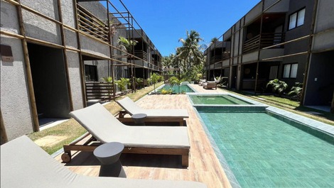Vista da piscina de crianças e jacuzzi