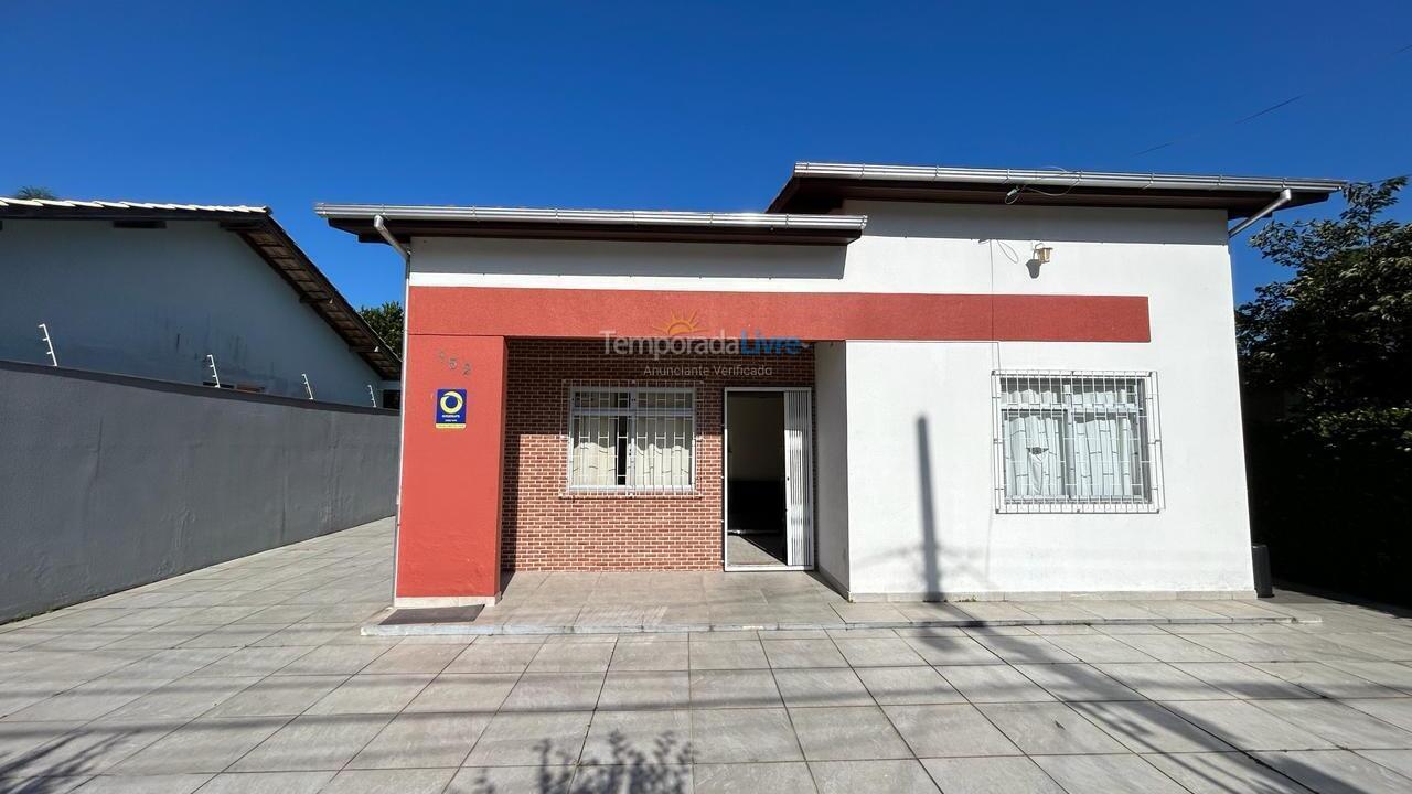 House for vacation rental in Florianopolis (Canasvieiras)