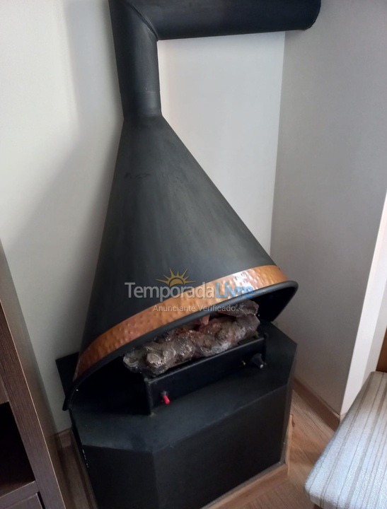 Apartment for vacation rental in Campos do Jordão (Capivari)