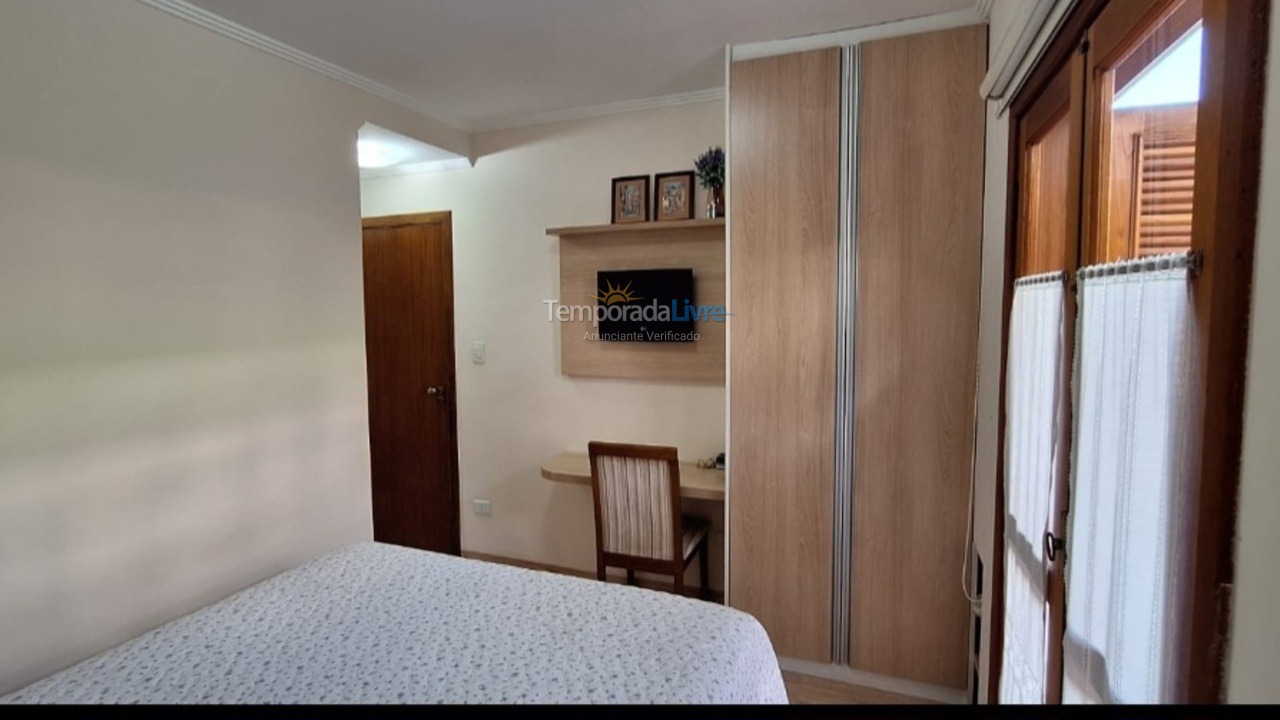 Apartment for vacation rental in Campos do Jordão (Capivari)