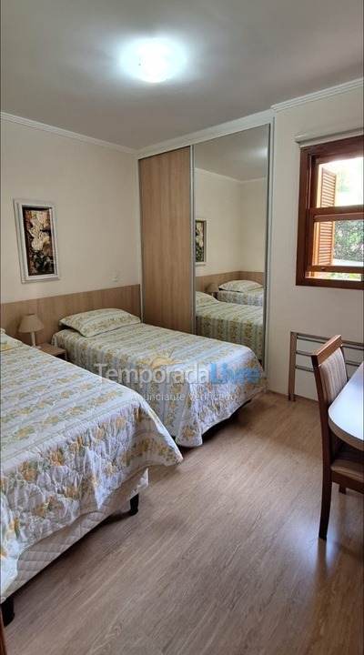 Apartment for vacation rental in Campos do Jordão (Capivari)