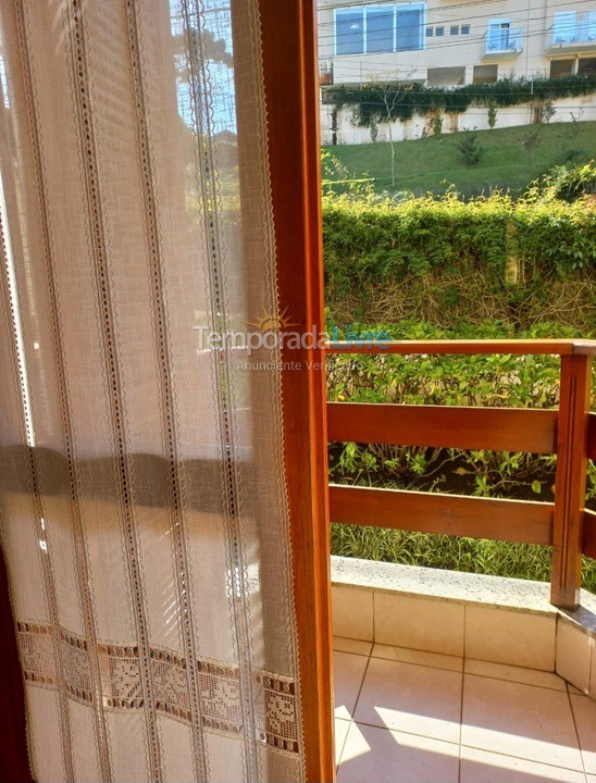 Apartment for vacation rental in Campos do Jordão (Capivari)