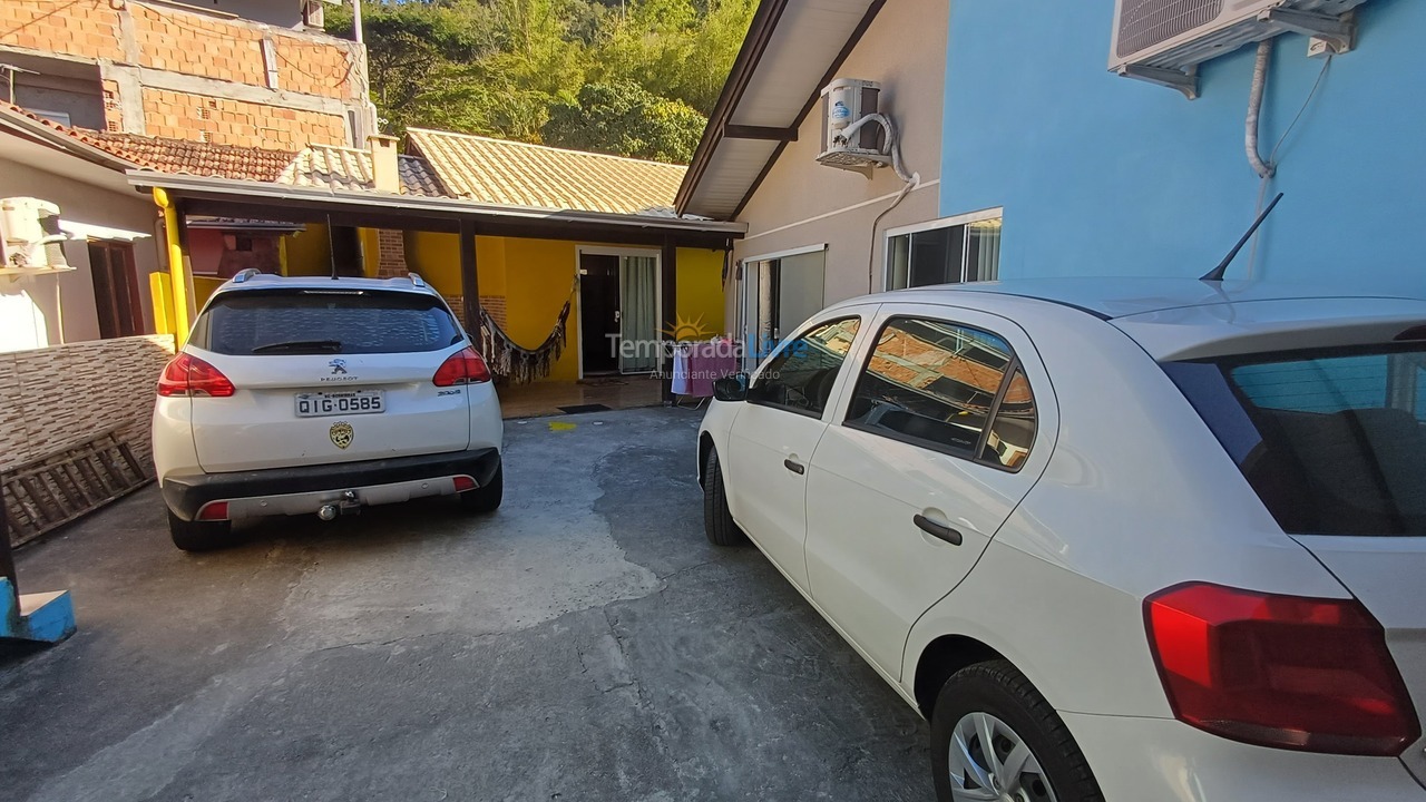 Casa para alquiler de vacaciones em Bombinhas (Canto Grande)