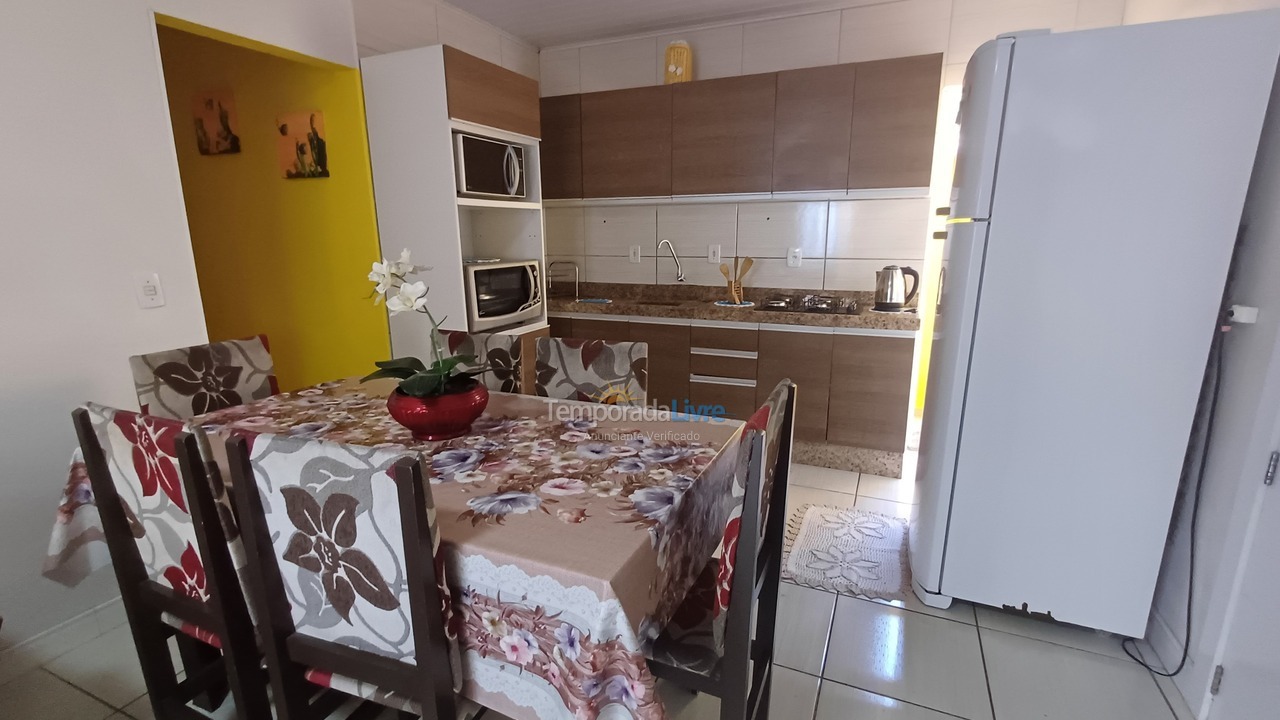 Casa para alquiler de vacaciones em Bombinhas (Canto Grande)