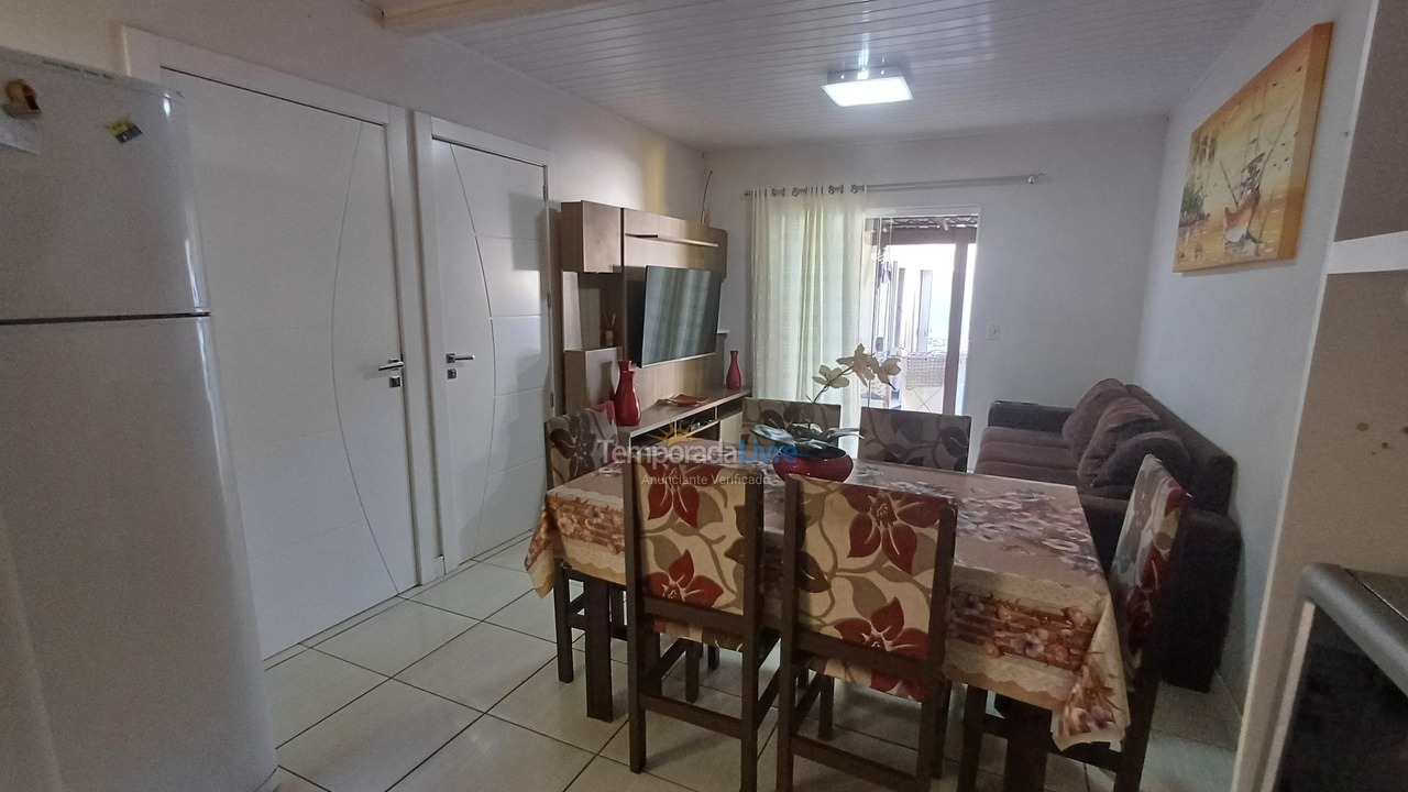 Casa para alquiler de vacaciones em Bombinhas (Canto Grande)