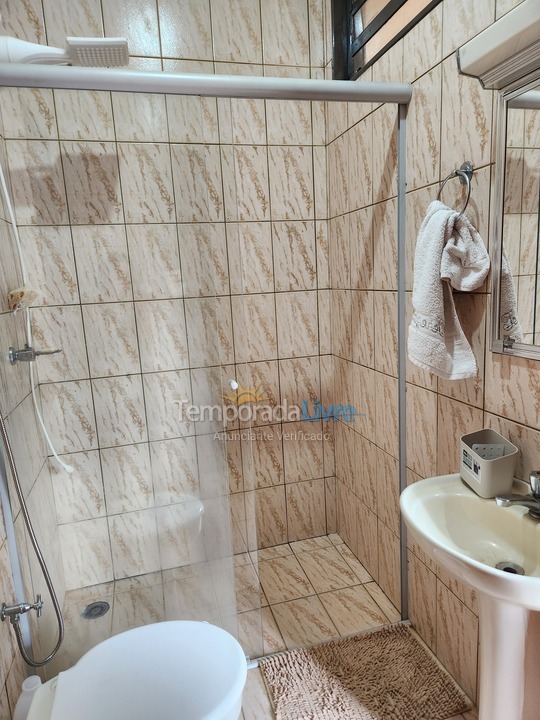 Casa para aluguel de temporada em Frutal (Centro)