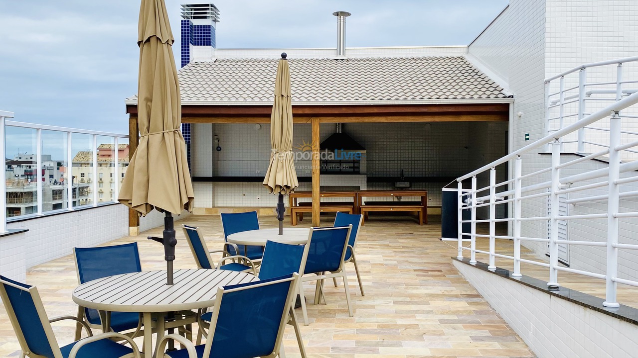 Apartamento para aluguel de temporada em Ubatuba (Praia das Toninhas)