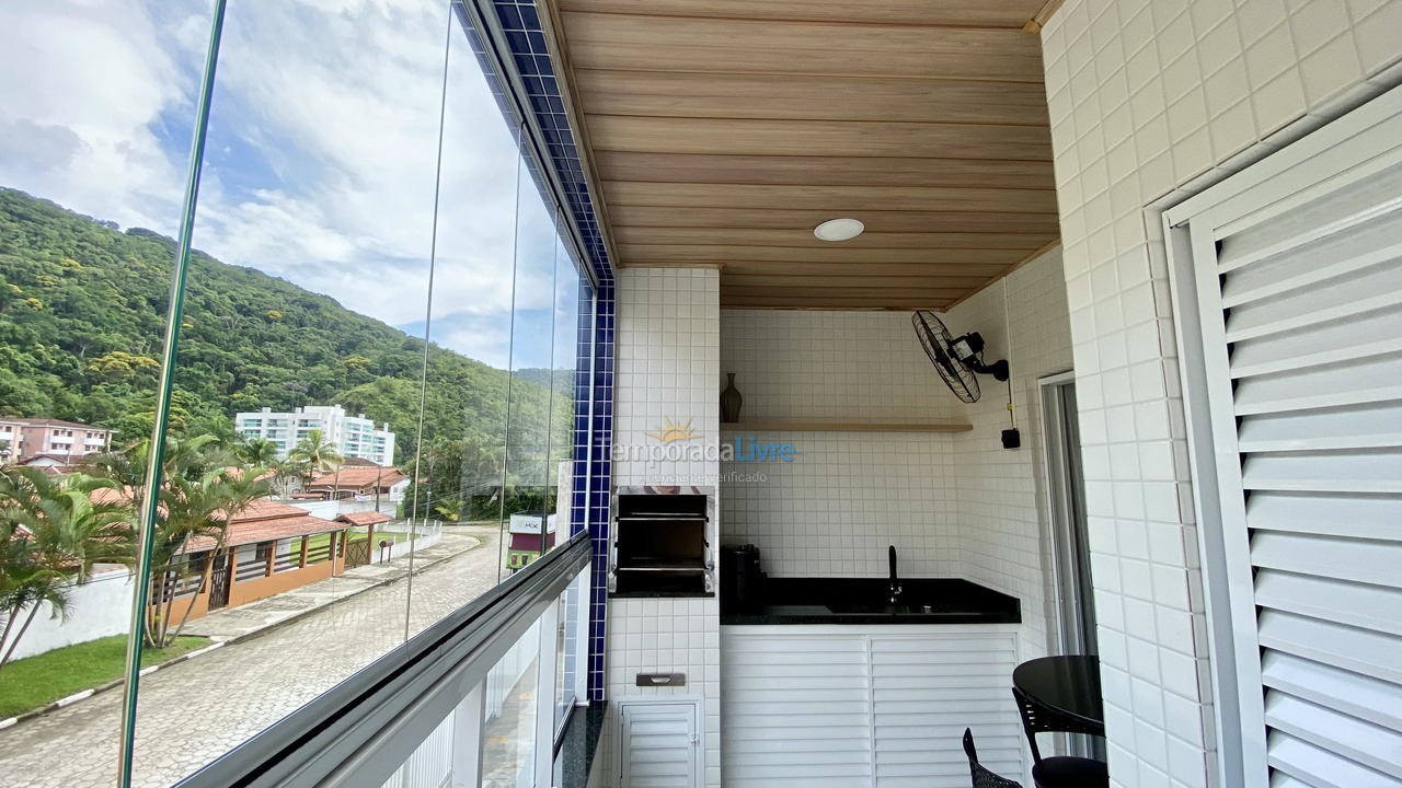 Apartamento para aluguel de temporada em Ubatuba (Praia das Toninhas)