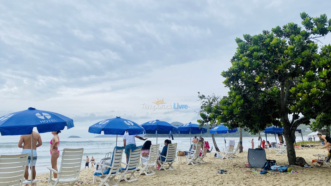 Apartamento para aluguel de temporada em Ubatuba (Praia das Toninhas)