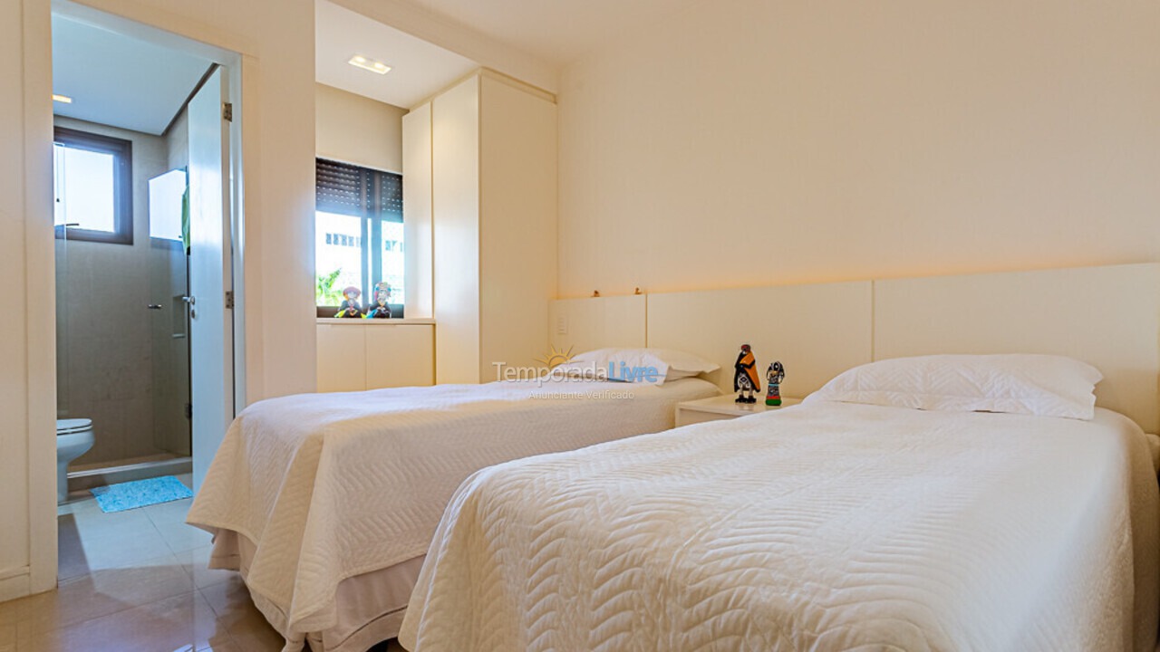 Apartment for vacation rental in Florianopolis (Jurerê Internacional)