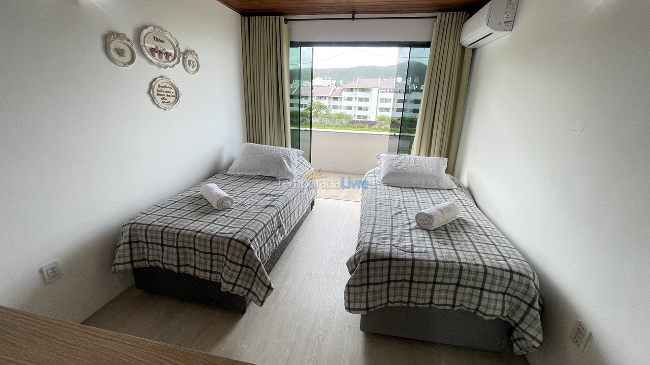 Apartamento para alquiler de vacaciones em Florianópolis (Praia Brava)