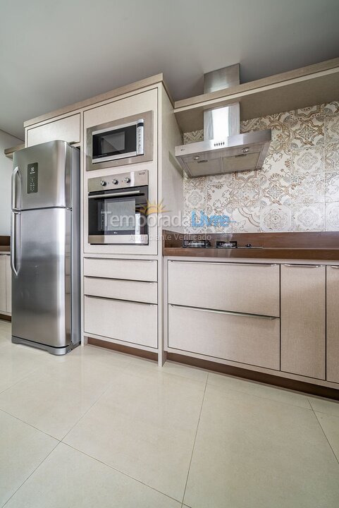 Apartment for vacation rental in Bombinhas (Praia de Bombas)