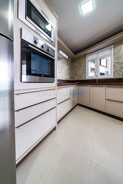 Apartment for vacation rental in Bombinhas (Praia de Bombas)