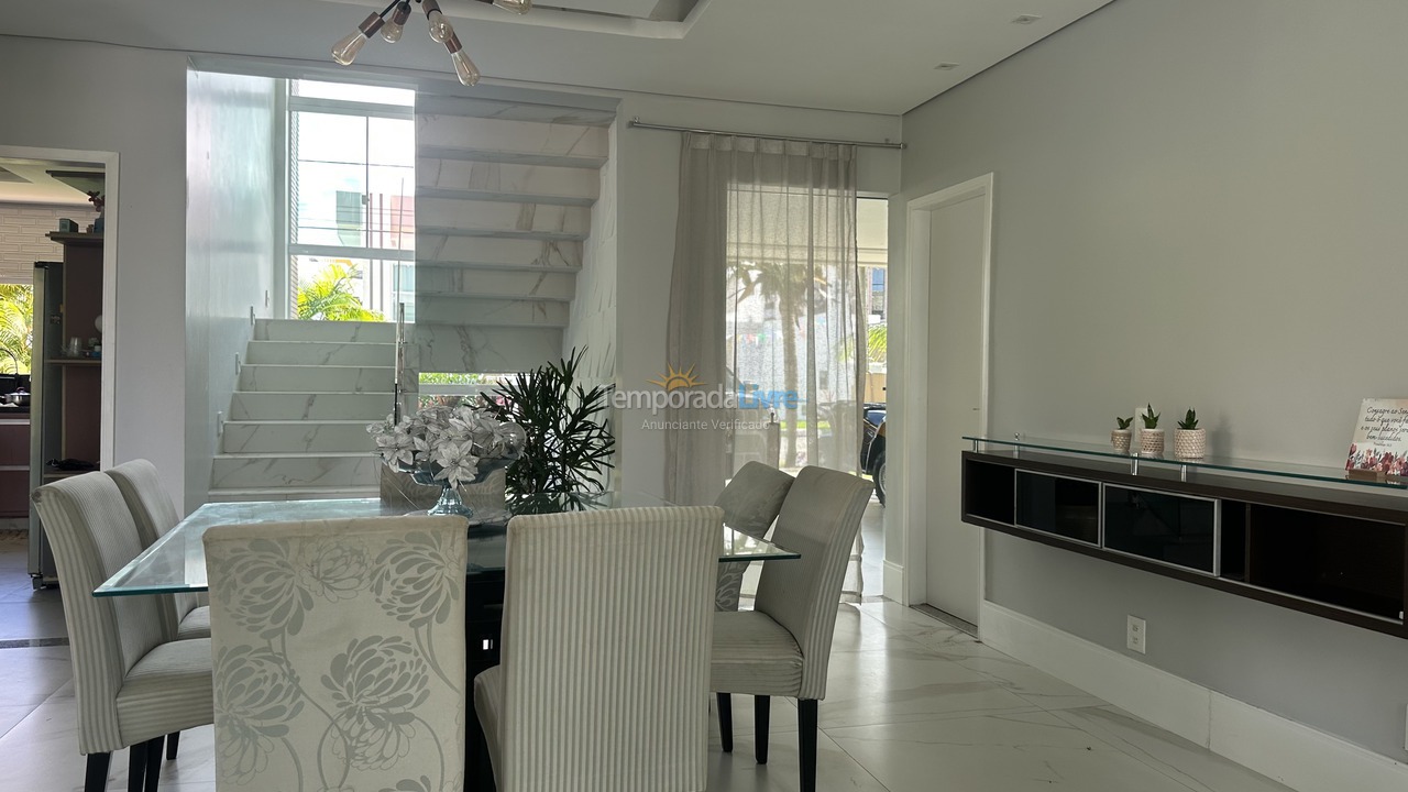 Casa para alquiler de vacaciones em Camaçari (Praia de Guarajuba)