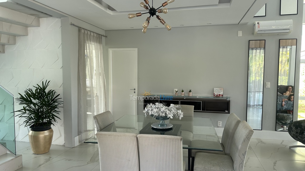 Casa para alquiler de vacaciones em Camaçari (Praia de Guarajuba)