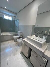 CASA MARAVILHOSA NA PRAIA DA BALEIA PÉ NA AREIA