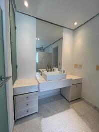 CASA MARAVILHOSA NA PRAIA DA BALEIA PÉ NA AREIA