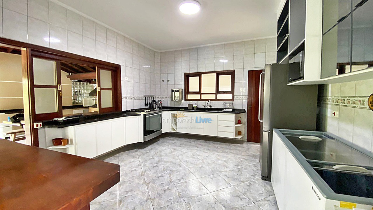 House for vacation rental in Bertioga (Praia de Guaratuba)