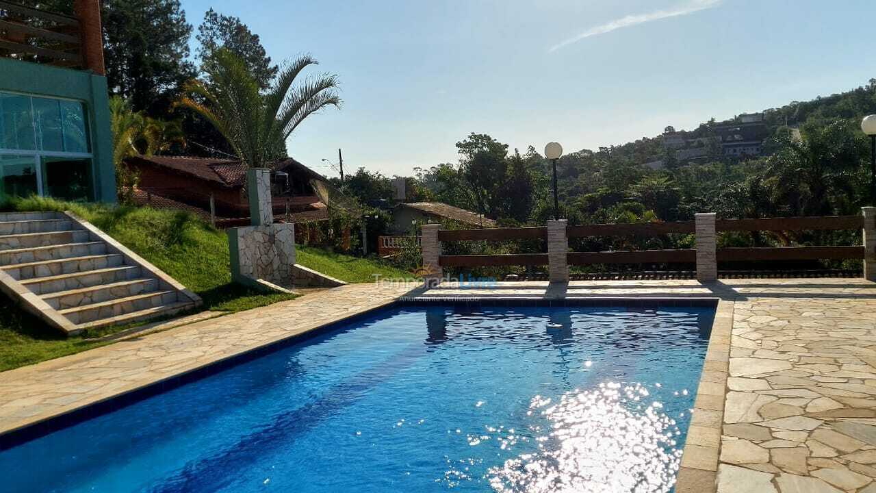 Granja para alquiler de vacaciones em Mairinque (Condomínio Porta do Sol)