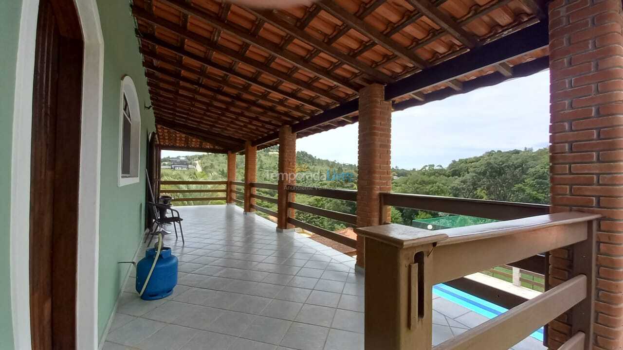 Granja para alquiler de vacaciones em Mairinque (Condomínio Porta do Sol)