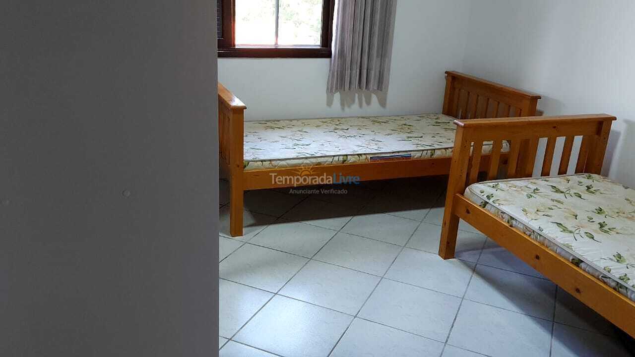 Granja para alquiler de vacaciones em Mairinque (Condomínio Porta do Sol)