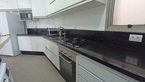 Excellent apartment for vacation rental in Jurerê...