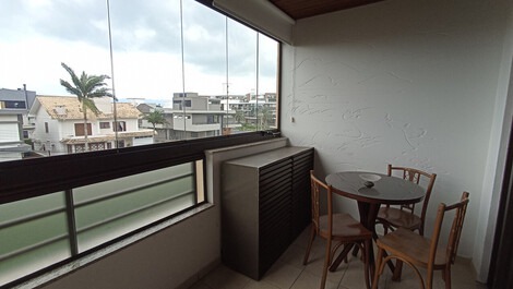 Apartamento a 100 metros del mar en Jurerê