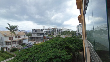 Apartamento a 100 metros del mar en Jurerê