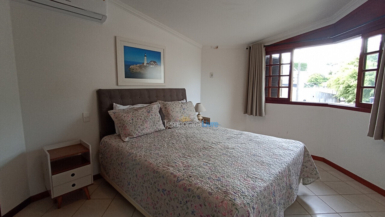 House for vacation rental in Florianopolis (Jurerê)