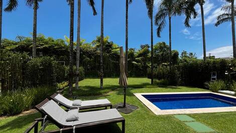 Casa deslumbrante para alugar na praia da praia da Baleia..