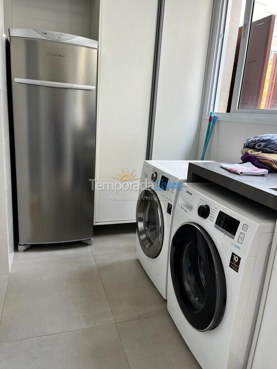 Casa para aluguel de temporada em São Sebastião (Praia da Baleia)