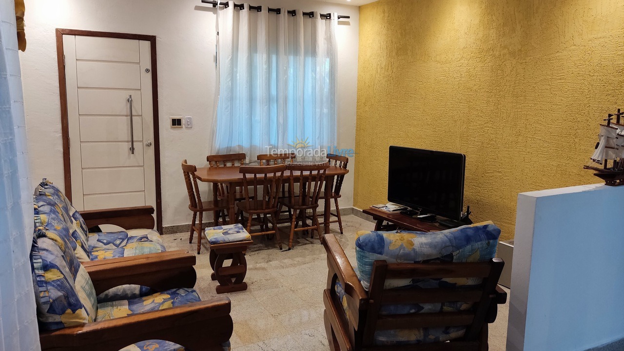 Casa para alquiler de vacaciones em Cabo Frio (Peró)