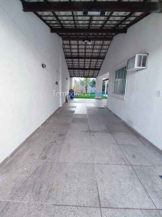 Casa para alquiler de vacaciones em Cabo Frio (Peró)