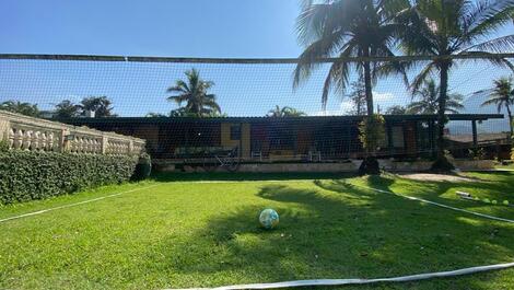 CASA CÓMODA Y SEGURA CON PISCINA EN CONDOMINIO GATE