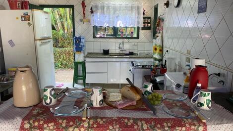 CASA CÓMODA Y SEGURA CON PISCINA EN CONDOMINIO GATE