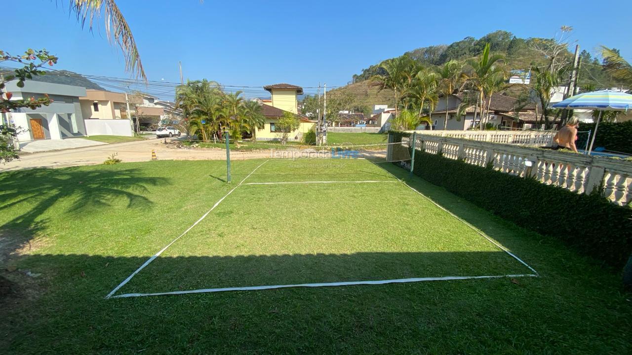 Casa para alquiler de vacaciones em Ubatuba (Horto Florestal)