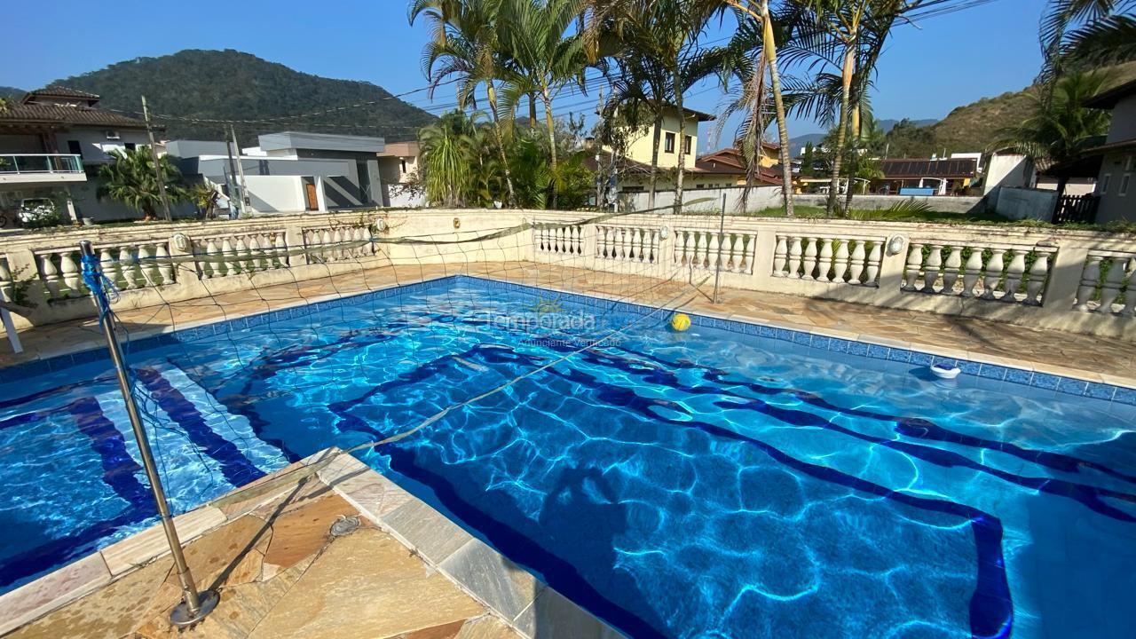 Casa para alquiler de vacaciones em Ubatuba (Horto Florestal)